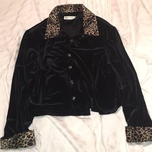 Satin blouse cheetah cuff and collar